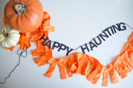 Freebie - Printable Happy Haunting Halloween Garland