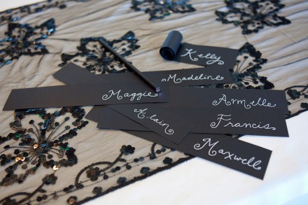 Tutorial - Black Curled Place Cards from valley & Co