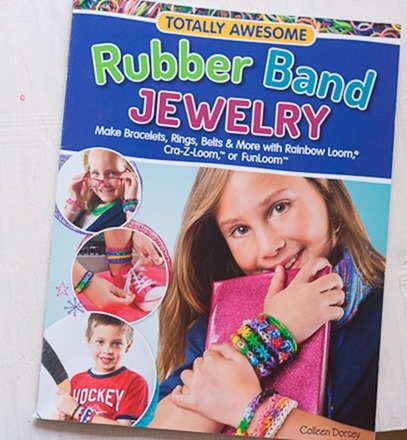 Review & Giveaway - Rubber Band Jewelry at Craft Gossip-1