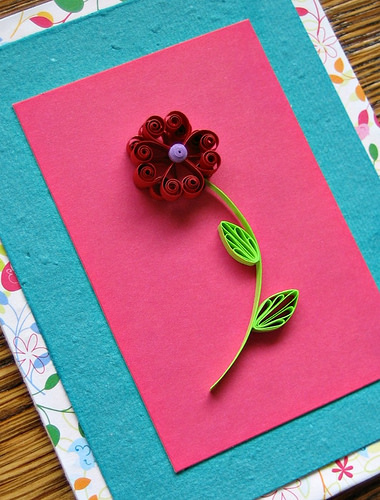 Tutorial - Quilled Flower Valentine Card at All Things Paper