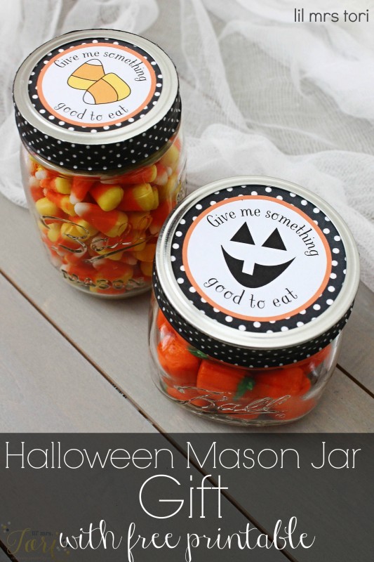 Freebie - halloween mason jar label from Lil mrs Tori