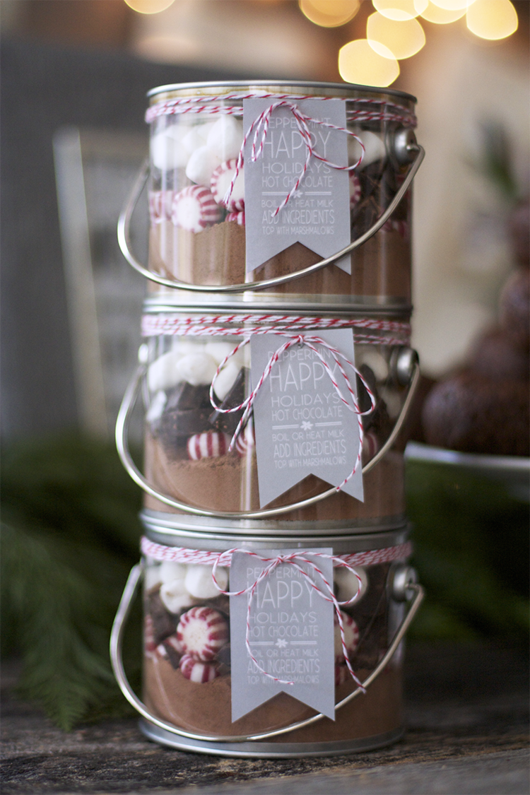 DIY+Christmas+Gifts - Peppermint Hot Chocolate at Kristi Murphy