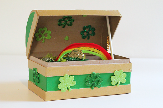 DIY leprechaun trap from e-How