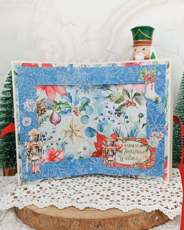 How to Make a Fold Out Star Christmas Album